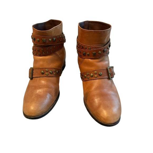 Aldo Studded Tan Ankle Boots made in Brazil size 41 /10.5 - Picture 1 of 5